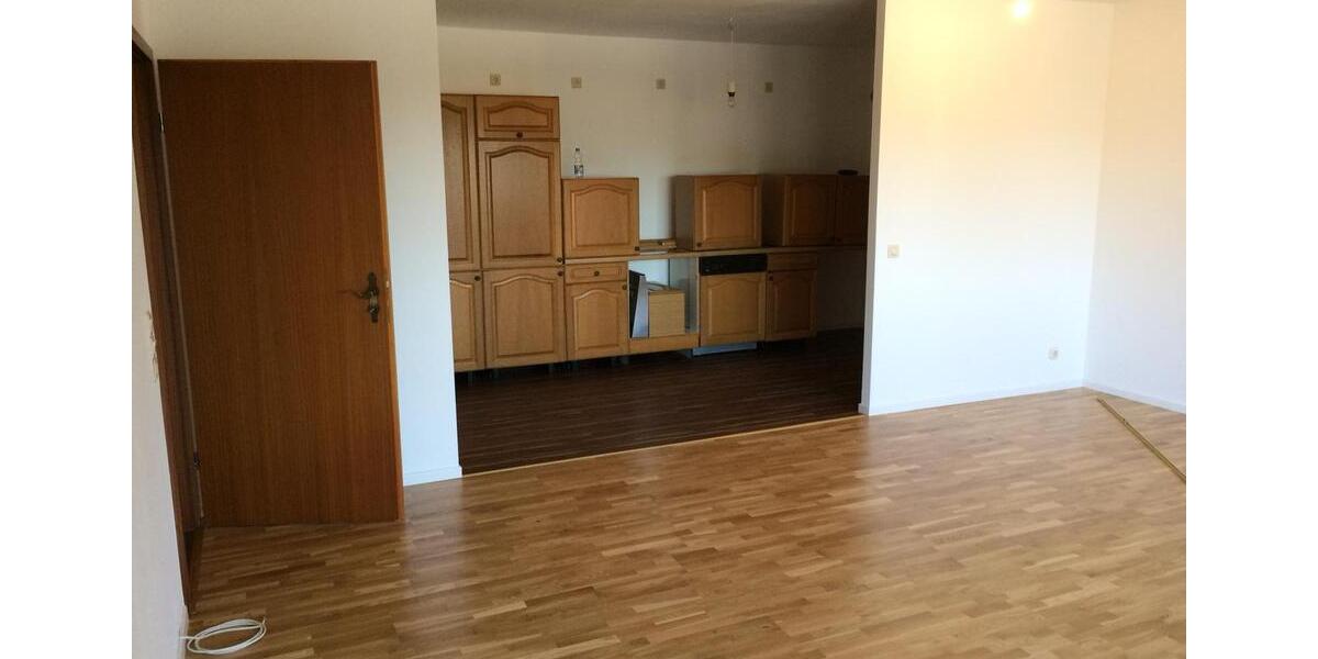 Erdgeschoßwohnung Kleinblittersdorf - 3.5 Zimmer, 90 m&sup2;, 800&euro; | Angebot:24468875