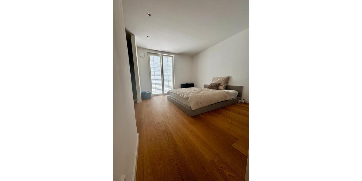 Einfamilienhaus Bexbach - 3 Zimmer, 90 m&sup2;, 1.800&euro; | Angebot:25898962