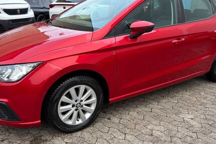 Seat Ibiza 79.500 km 11.900 &euro; Saarbrücken 66115
