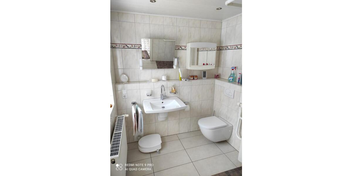 Einfamilienhaus Lebach - 8 Zimmer, 180 m&sup2;, 220.000&euro; | Angebot:24787268