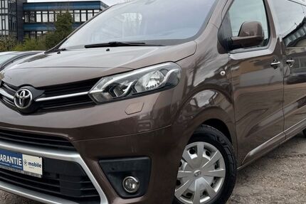 Toyota Proace (Verso) 220.000 km 13.400 &euro; Saarlouis 66740