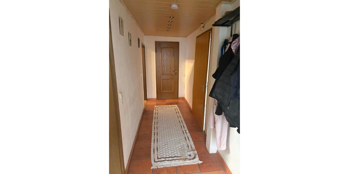 Etagenwohnung Neunkirchen - 4 Zimmer, 94 m&sup2;, 91.000&euro; | Angebot:26931596