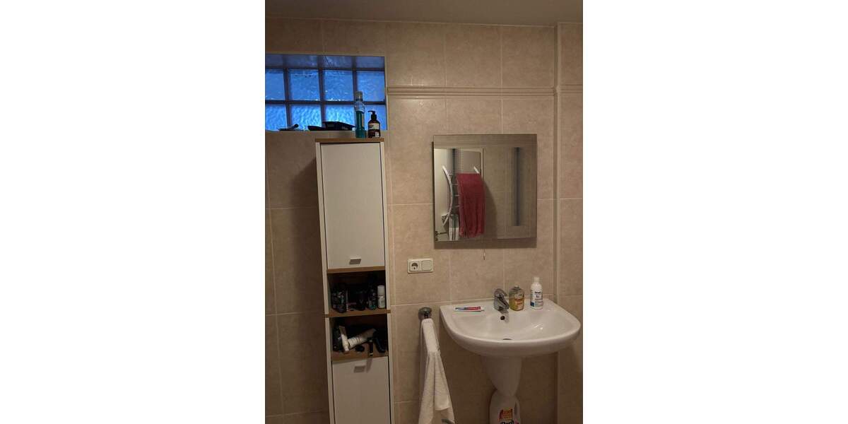 Etagenwohnung Riegelsberg - 3 Zimmer, 100 m&sup2;, 800&euro; | Angebot:25664177