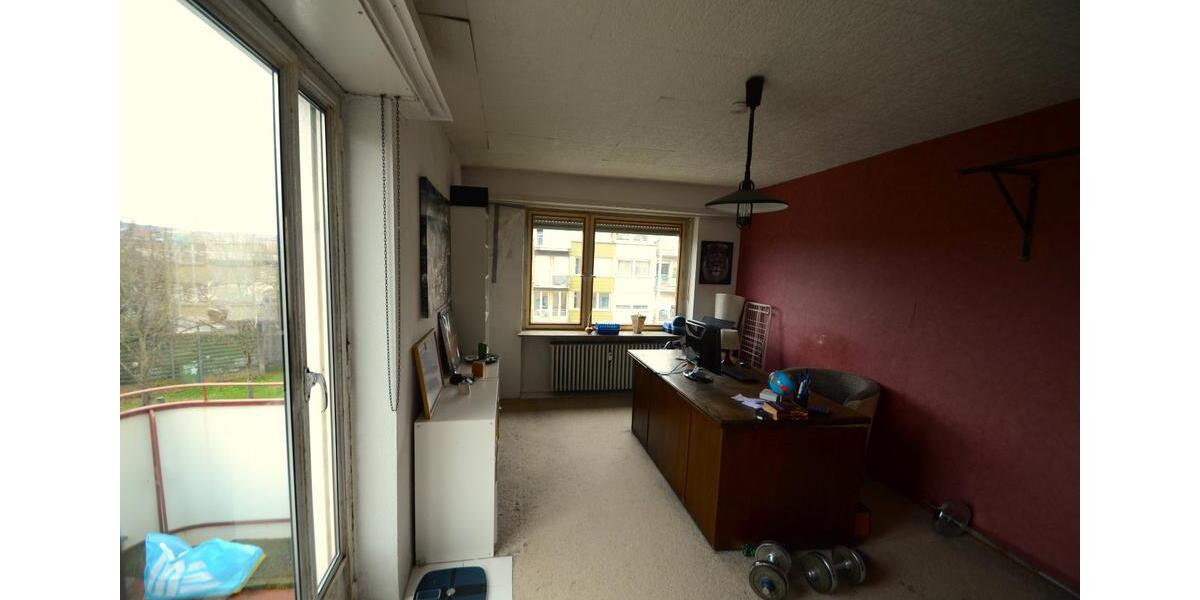 Etagenwohnung Saarbrücken Neue Bremm - 3 Zimmer, 83 m&sup2;, 130.000&euro; | Angebot:26478806