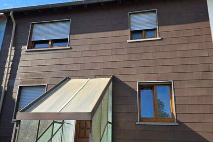 Haus St. Ingbert Hassel - 4 Zimmer, 130 m&sup2;, 195.000&euro; | Angebot:25682258