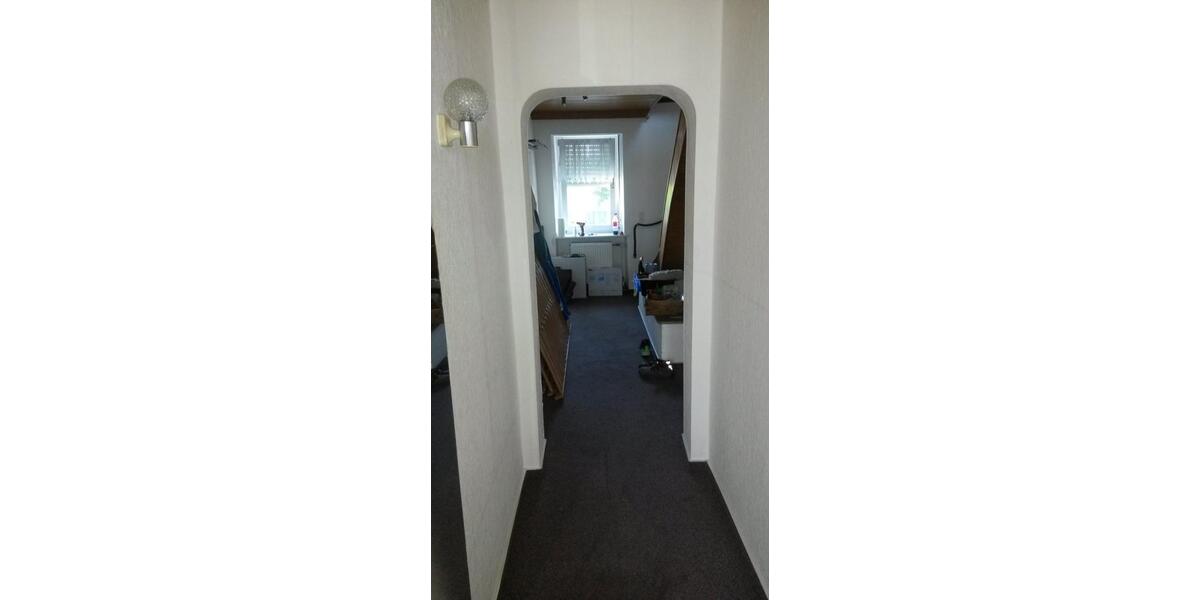 Reihenhaus Schwalbach - 7 Zimmer, 140 m&sup2;, 290.000&euro; | Angebot:25791067