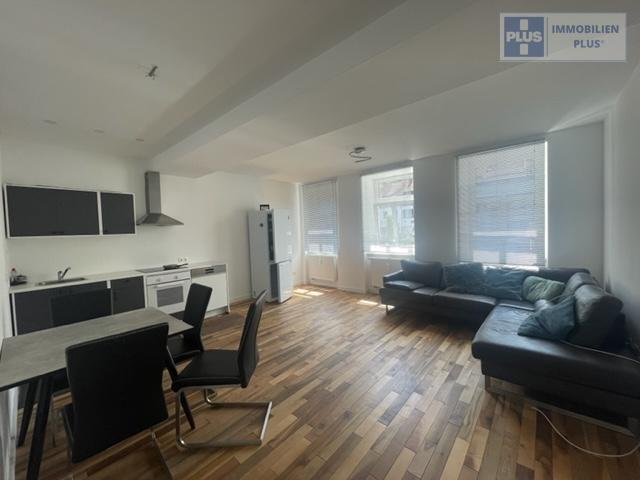 Etagenwohnung Homburg - 2 Zimmer, 60 m&sup2;, 690&euro; | Angebot:25891967