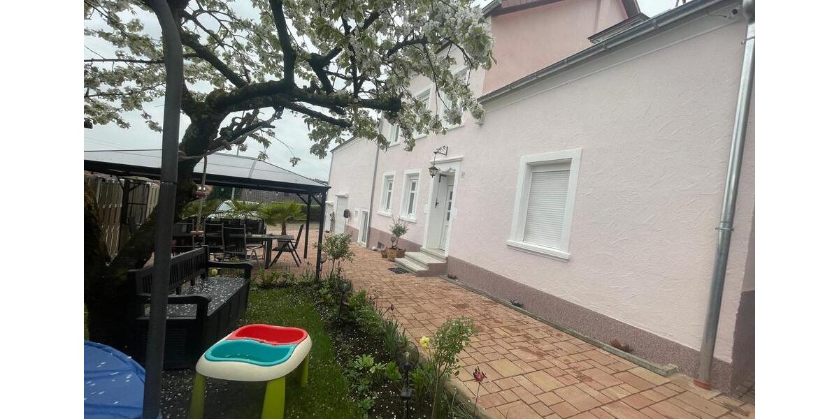 Bauernhaus, Landhaus Schmelz - 8 Zimmer, 180 m&sup2;, 329.000&euro; | Angebot:25992838