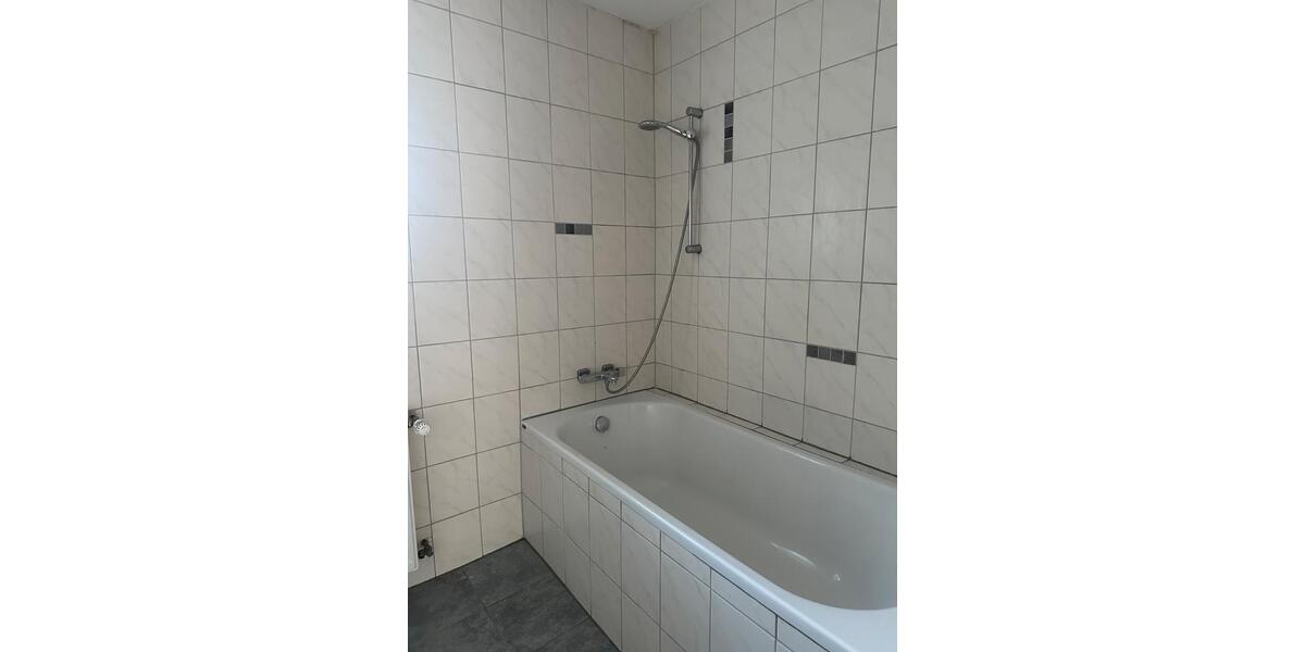 Einfamilienhaus Neunkirchen - 4 Zimmer, 110 m&sup2;, 1.350&euro; | Angebot:26120745