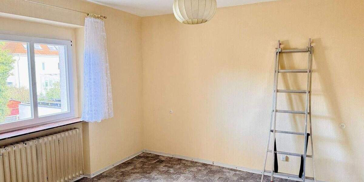 Doppelhaushälfte Saarlouis - 8 Zimmer, 125 m&sup2;, 329.000&euro; | Angebot:25728475