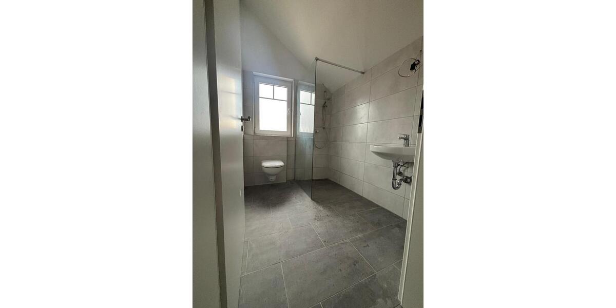 Etagenwohnung Saarwellingen - 2 Zimmer, 85 m&sup2;, 700&euro; | Angebot:26535304