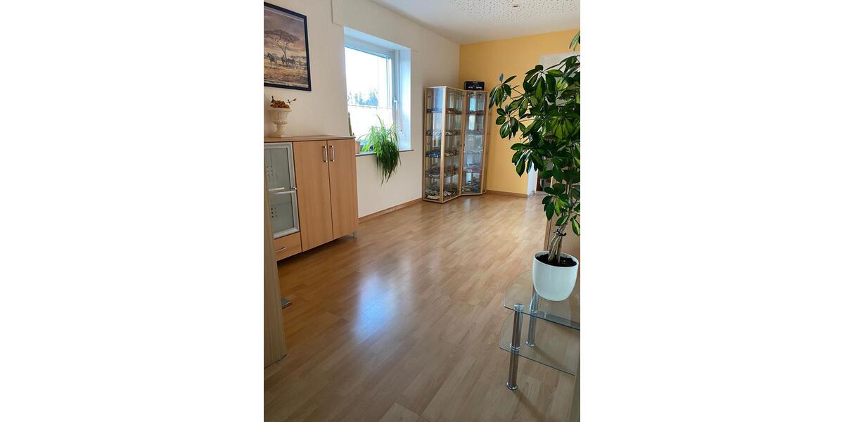 Mehrfamilienhaus, Wohnhaus Kirkel - 9 Zimmer, 189 m&sup2;, 319.000&euro; | Angebot:25811798