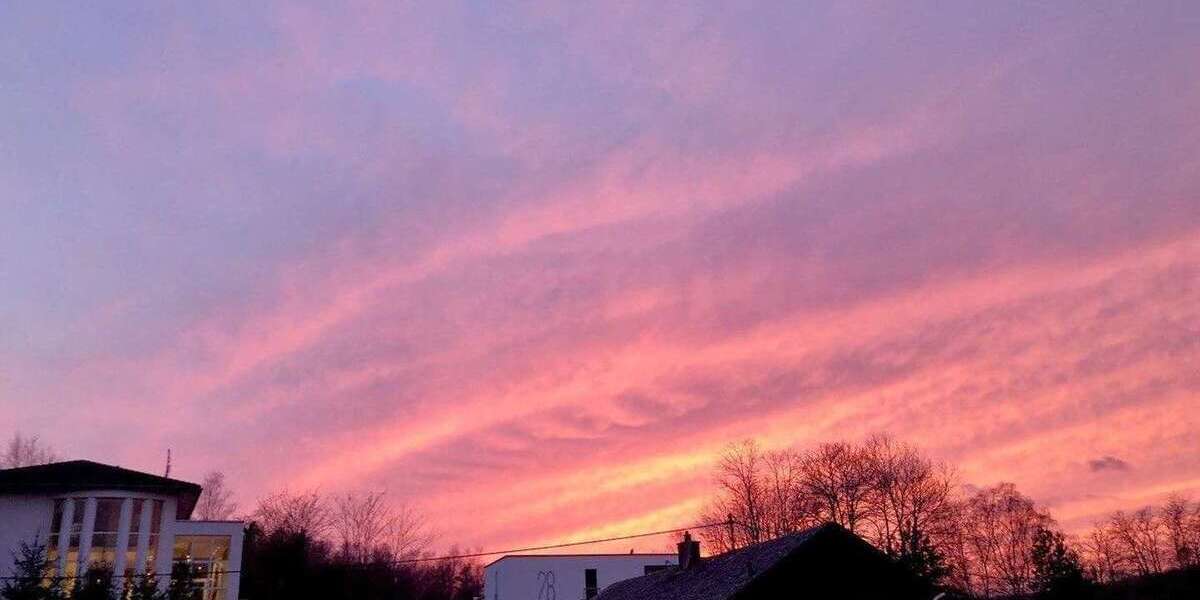 Etagenwohnung Dudweiler Dudweiler - 3 Zimmer, 94 m&sup2;, 150.000&euro; | Angebot:25401062