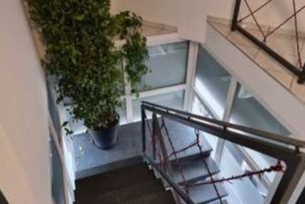 Haus Zweibrücken - 12 Zimmer, 950 m&sup2;, 695.000&euro; | Angebot:21715659