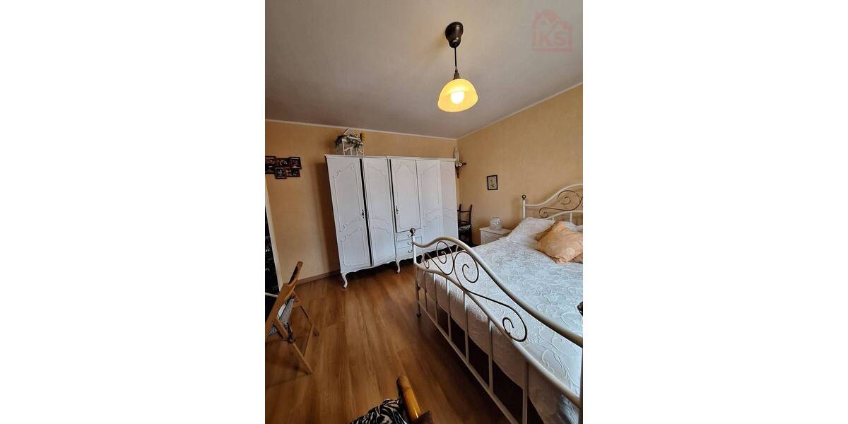 Einfamilienhaus Saarlouis Lisdorf - 8 Zimmer, 200 m&sup2;, 299.000&euro; | Angebot:25731396