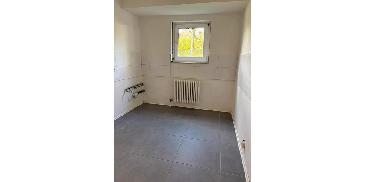 Etagenwohnung Saarbrücken - 2 Zimmer, 70 m&sup2;, 850&euro; | Angebot:26007926