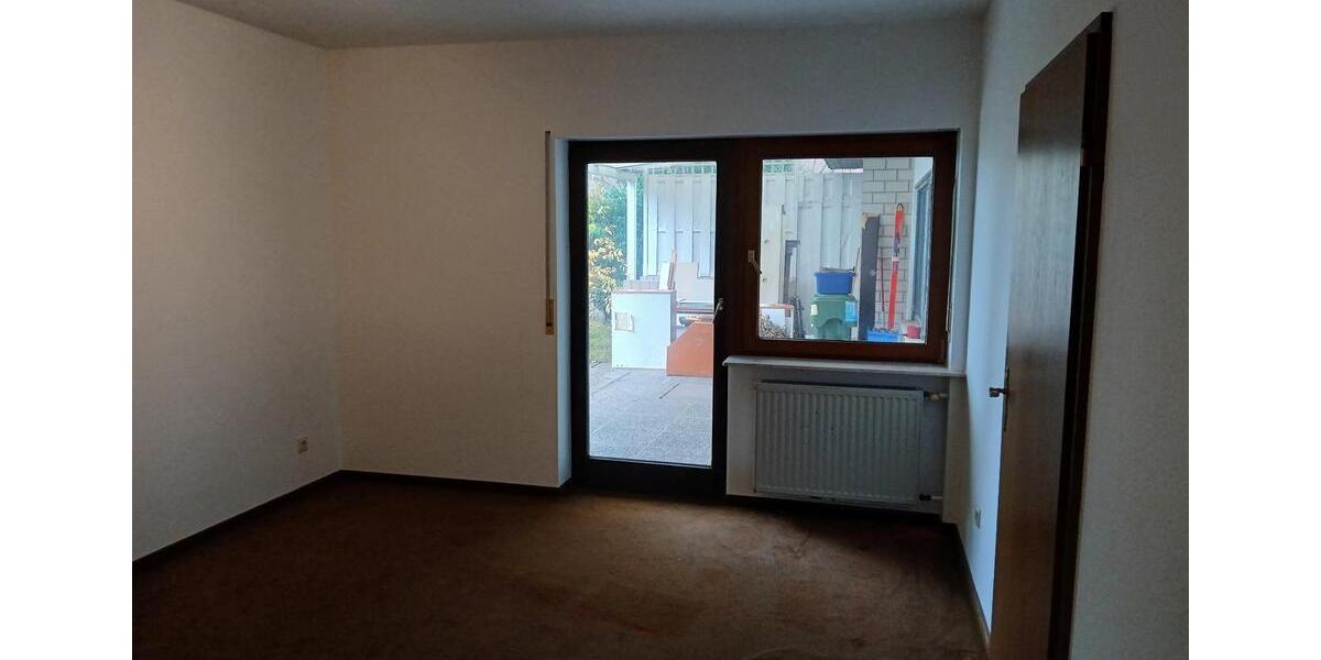 Bungalow Saarbrücken Ensheim - 4.5 Zimmer, 118 m&sup2;, 225.000&euro; | Angebot:27008998