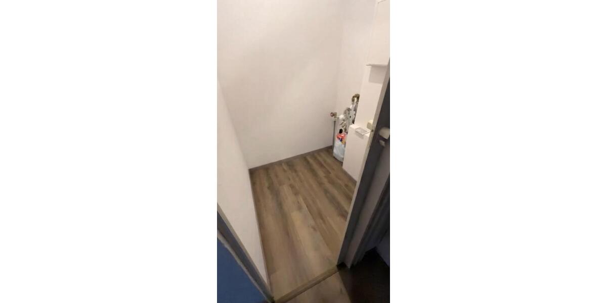 Etagenwohnung Homburg - 2 Zimmer, 72 m&sup2;, 140.000&euro; | Angebot:27108747