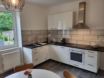 RENOVIERT,MÖBLIERT, NEUE KÜCHE, AIR BNB, RENDITE - Etagenwohnung Saarbrücken Brebach-Fechingen | Angebot:25837259