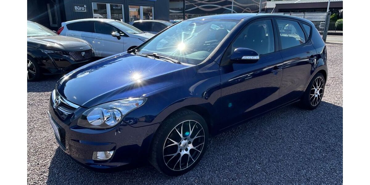 Hyundai i30 182.000 km 3.990 &euro; Saarlouis 66740