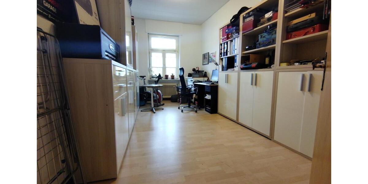 Etagenwohnung Saarbrücken Neue Bremm - 3 Zimmer, 95 m&sup2;, 850&euro; | Angebot:26536062