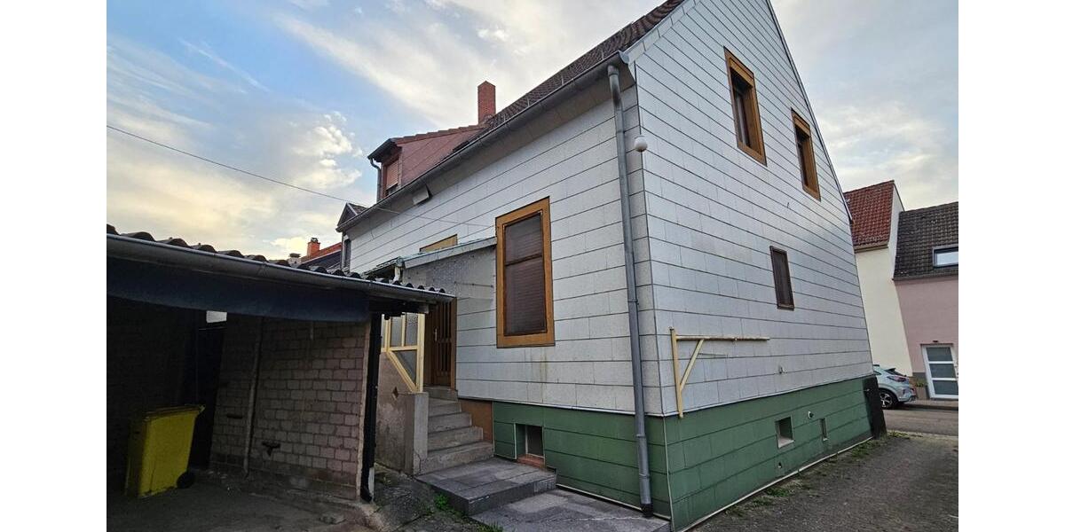 Einfamilienhaus Zweibrücken - 6 Zimmer, 125 m&sup2;, 170.000&euro; | Angebot:26700224