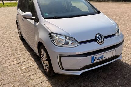 VW e-up! 46.684 km 8.799 &euro; Nalbach 66809