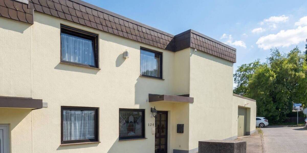 Einfamilienhaus Saarbrücken Malstatt - 7 Zimmer, 134 m&sup2;, 349.000&euro; | Angebot:26741535