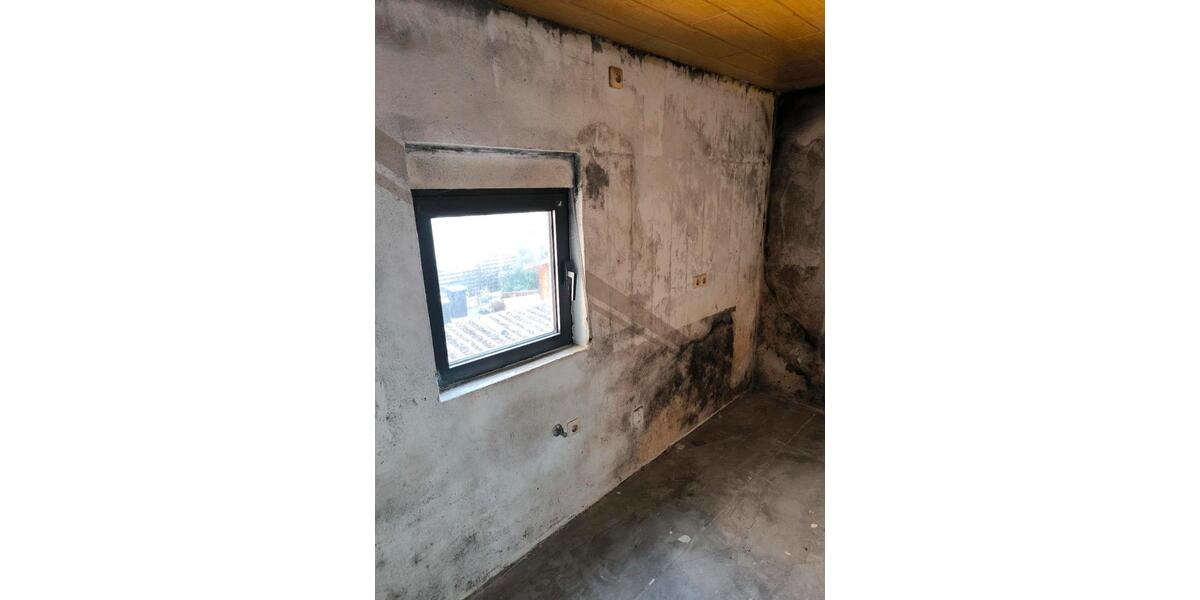 Einfamilienhaus Dillingen (Saar) - 6 Zimmer, 120 m&sup2;, 100.000&euro; | Angebot:24470013