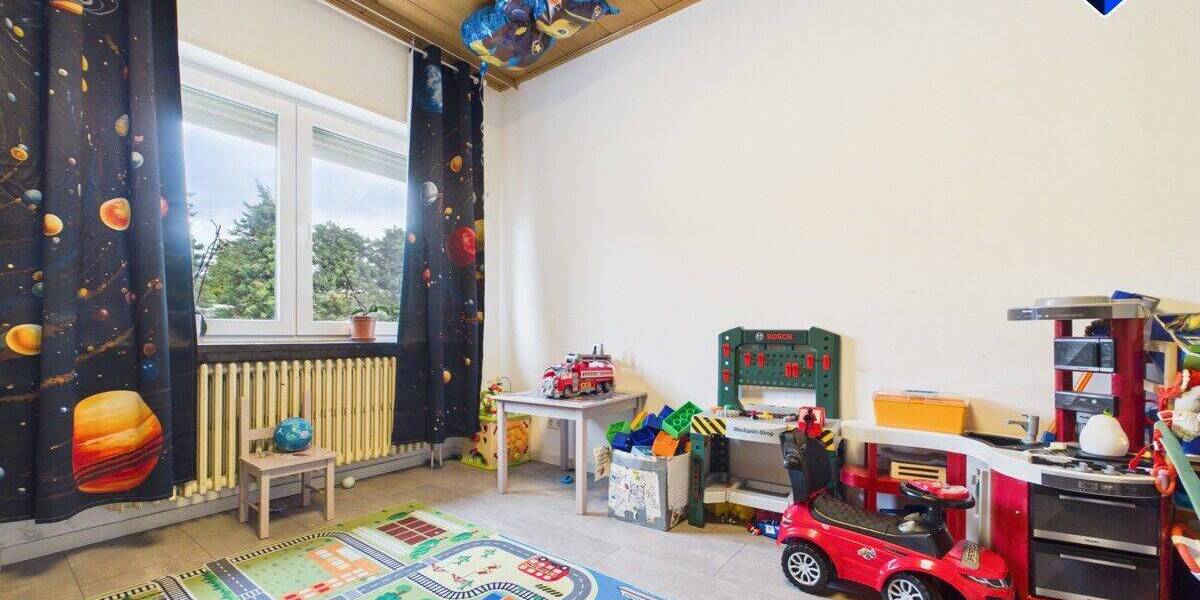 Mehrfamilienhaus, Wohnhaus Saarlouis Roden - 8 Zimmer, 270 m&sup2;, 397.000&euro; | Angebot:26804483