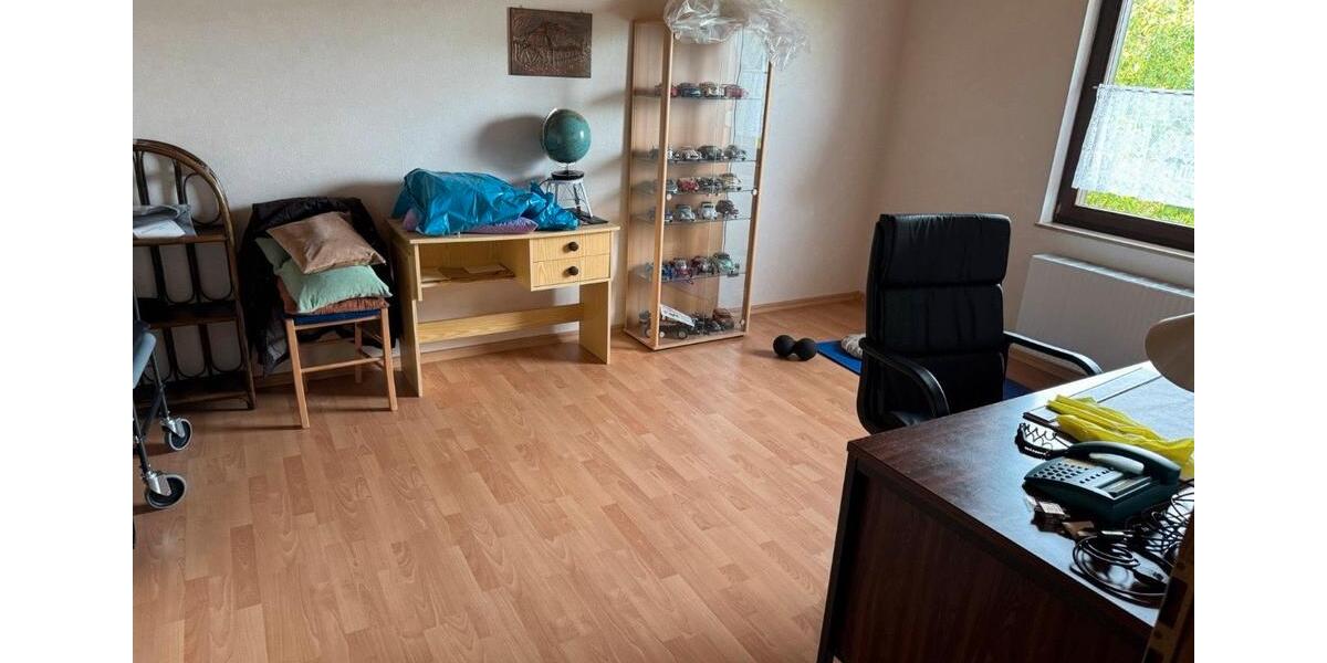 Etagenwohnung Mandelbachtal - 3.5 Zimmer, 98 m&sup2;, 700&euro; | Angebot:25752718