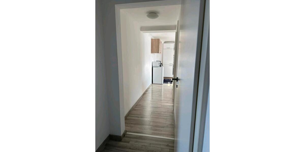 Dachgeschoßwohnung Schwalbach - 2 Zimmer, 60 m&sup2;, 450&euro; | Angebot:25954756