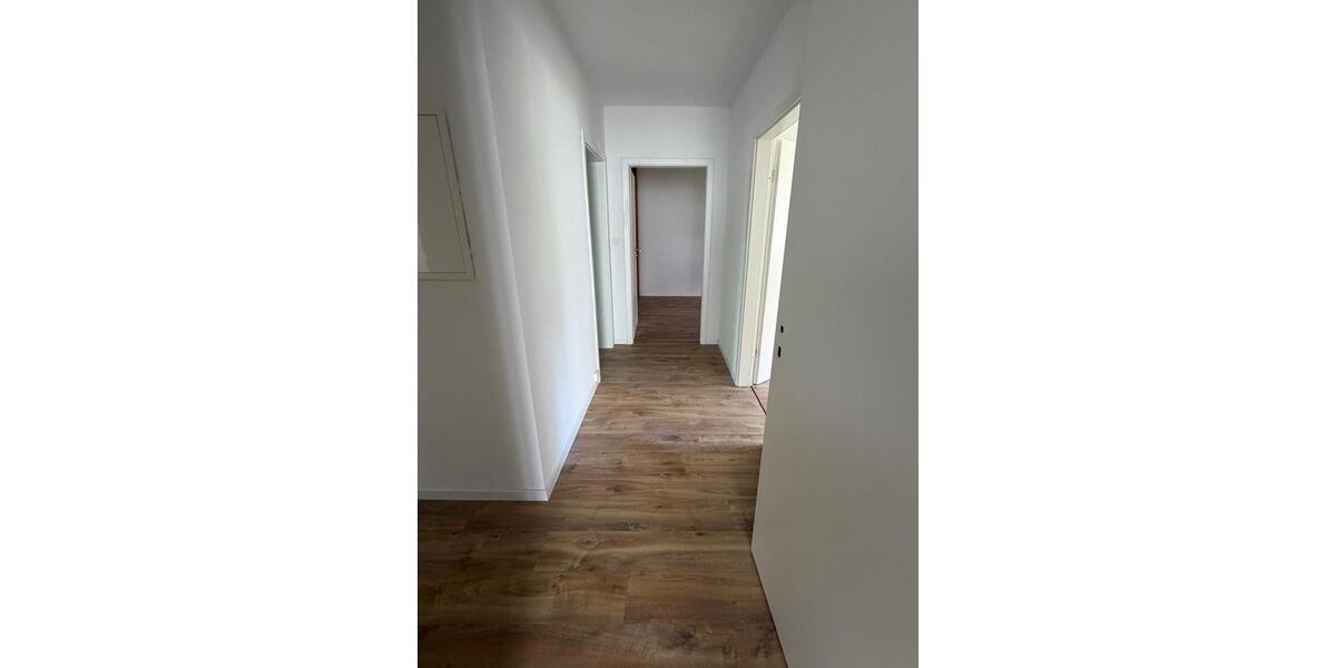 Erdgeschoßwohnung Ottweiler - 3 Zimmer, 80 m&sup2;, 700&euro; | Angebot:26697487