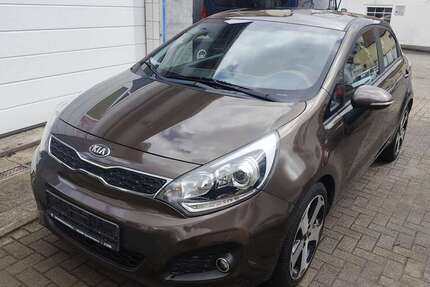 Kia Rio 65.521 km 7.600 &euro; Zweibrücken 66482