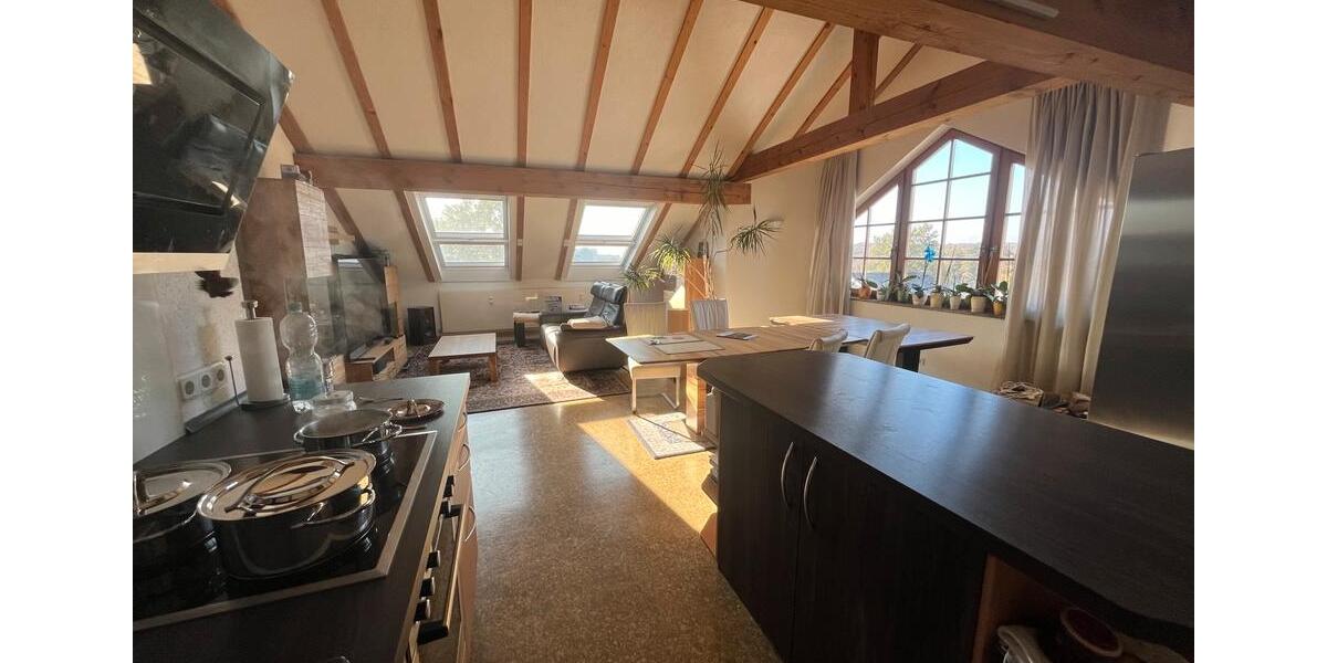 Dachgeschoßwohnung Saarbrücken Neue Bremm - 4.5 Zimmer, 109 m&sup2;, 389.000&euro; | Angebot:26620607