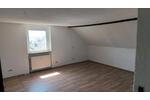 Dachgeschoßwohnung Quierschied - 2.5 Zimmer, 55 m&sup2;, 450&euro; | Angebot:26407086