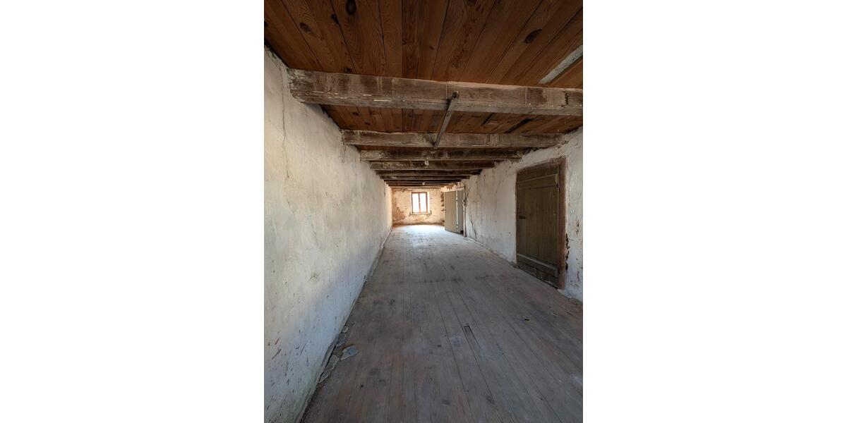 Bauernhaus, Landhaus Rehlingen-Siersburg Siersburg - 7 Zimmer, 160 m&sup2;, 199.000&euro; | Angebot:25922411