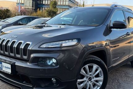 Jeep Cherokee 183.000 km 9.999 &euro; Saarlouis 66740