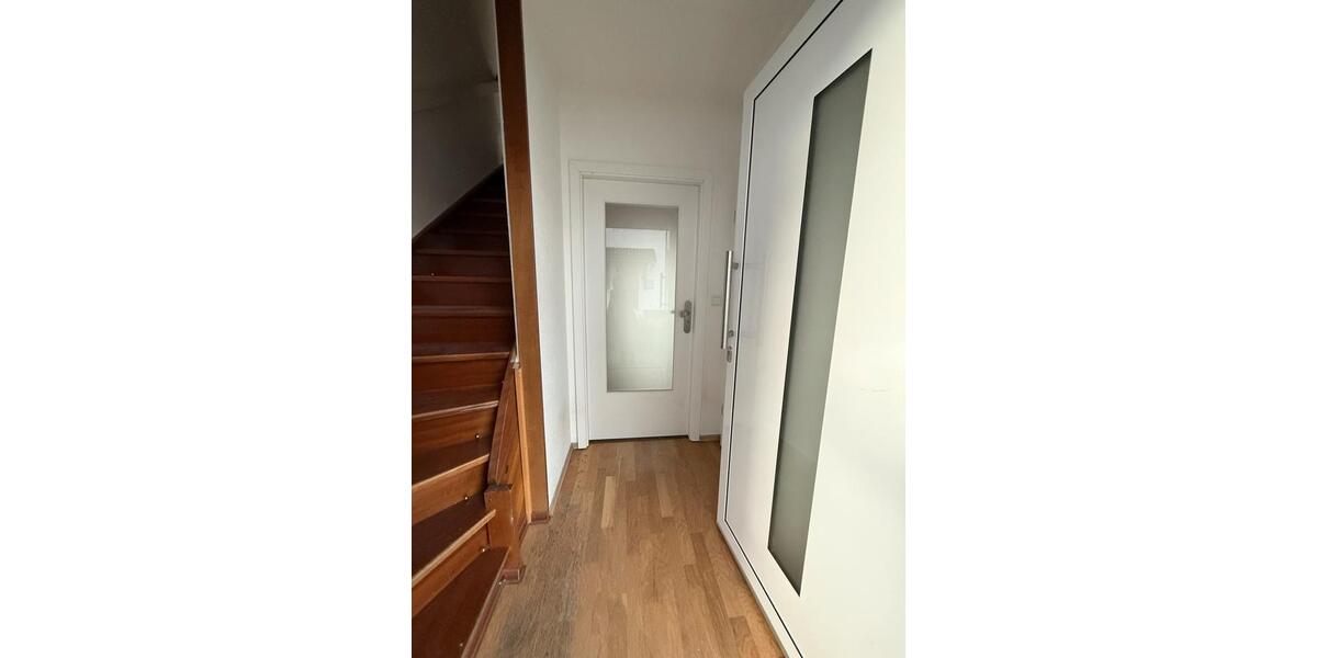 Erdgeschoßwohnung Sankt Ingbert - 3 Zimmer, 120 m&sup2;, 900&euro; | Angebot:25230913