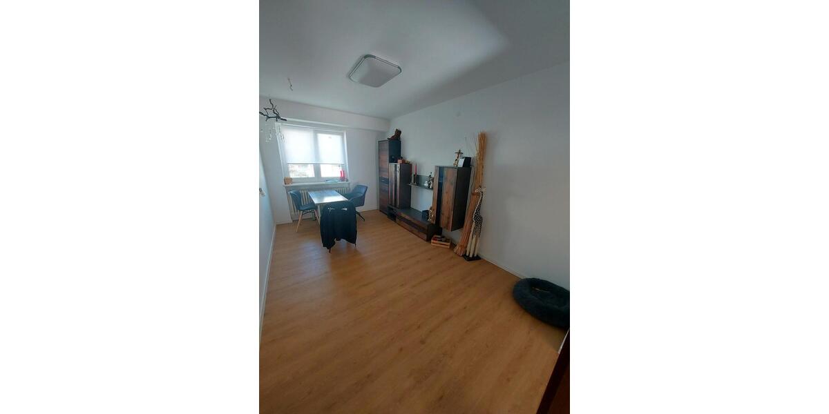 Etagenwohnung Marpingen - 4 Zimmer, 120 m&sup2;, 855&euro; | Angebot:25366208