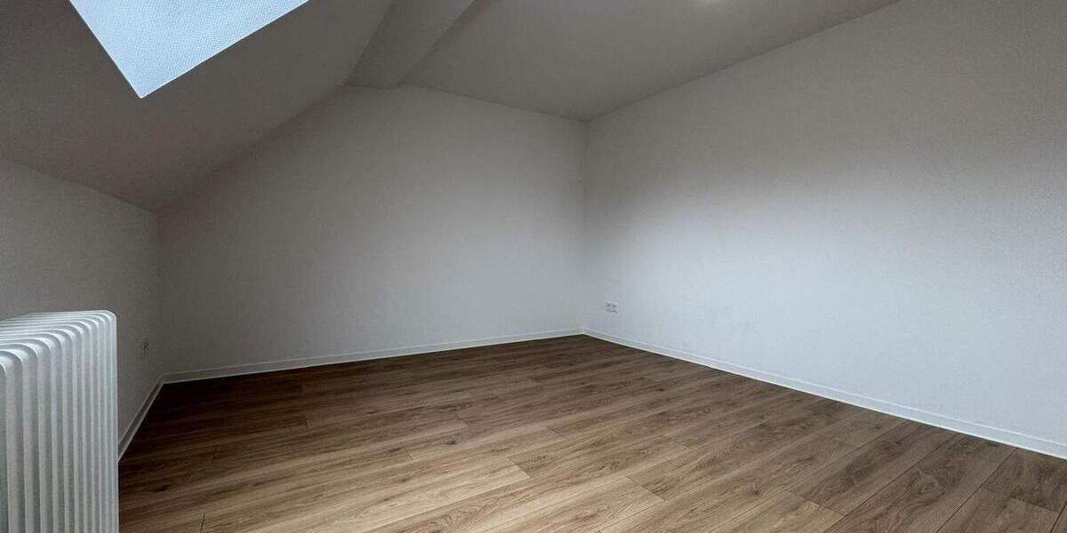 Etagenwohnung Saarbrücken Eschberg - 2 Zimmer, 50 m&sup2;, 495&euro; | Angebot:26744907