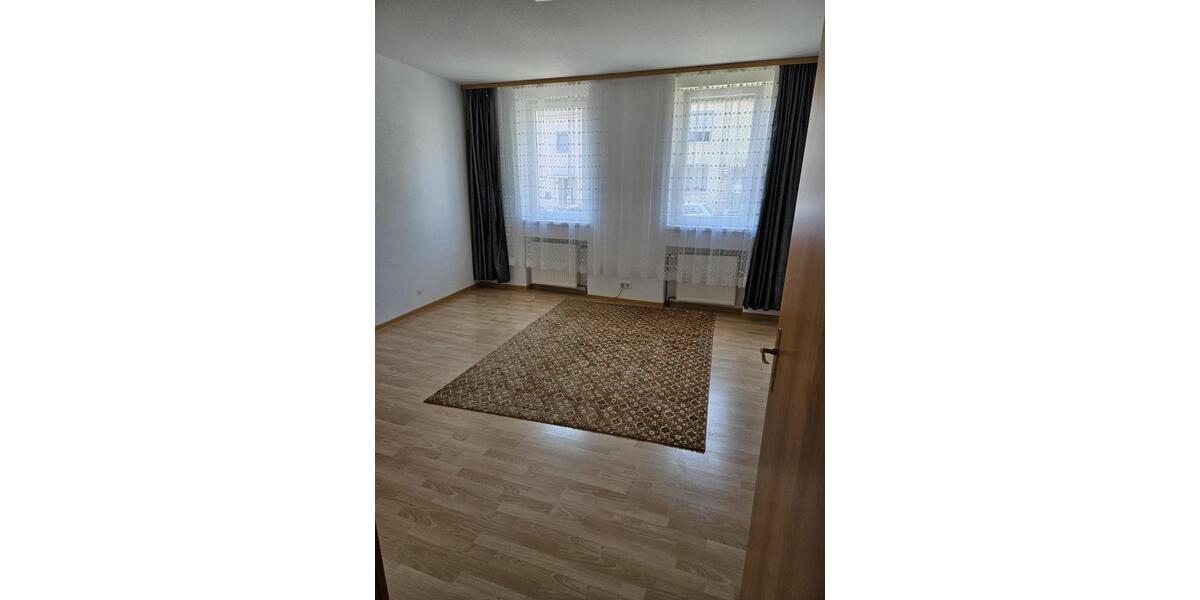 Mehrfamilienhaus, Wohnhaus Saarbrücken West - 12 Zimmer, 300 m&sup2;, 290.000&euro; | Angebot:22477805