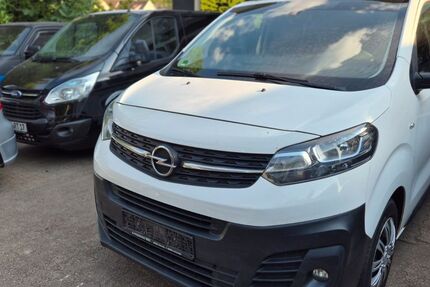 Opel Vivaro 267.000 km 9.900 &euro; Schiffweiler 66578
