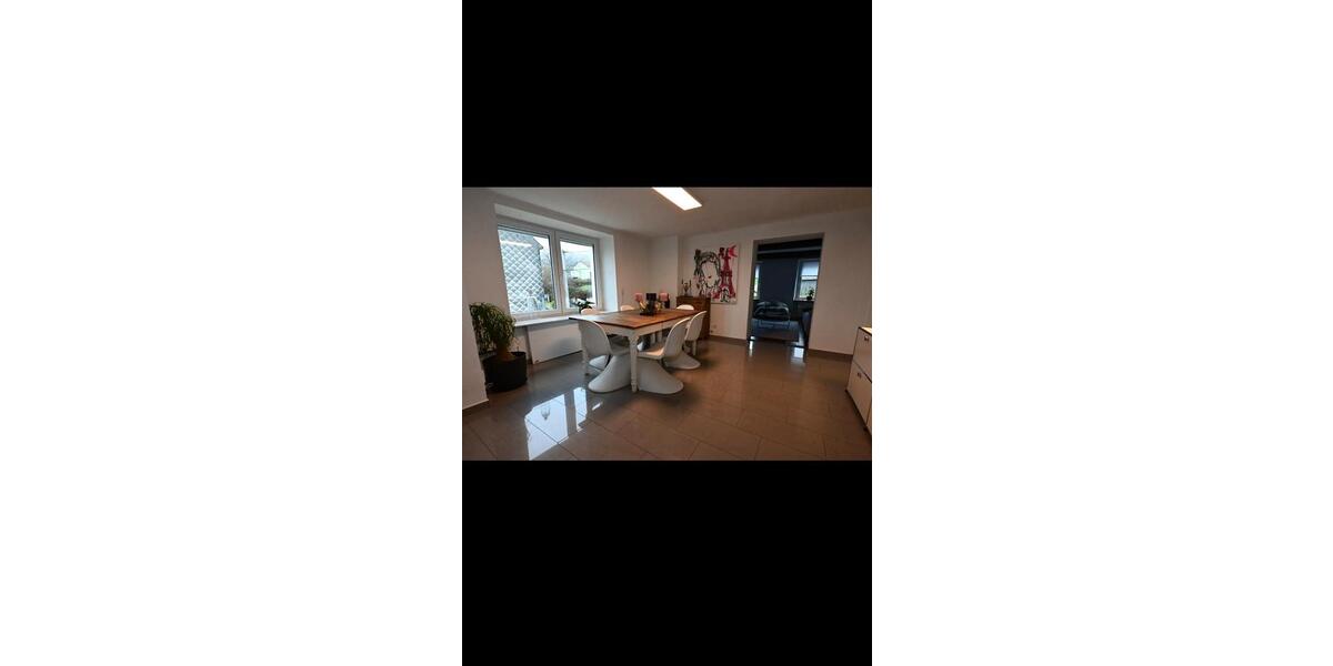 Einfamilienhaus Saarbrücken - 6 Zimmer, 140 m&sup2;, 359.000&euro; | Angebot:25757727