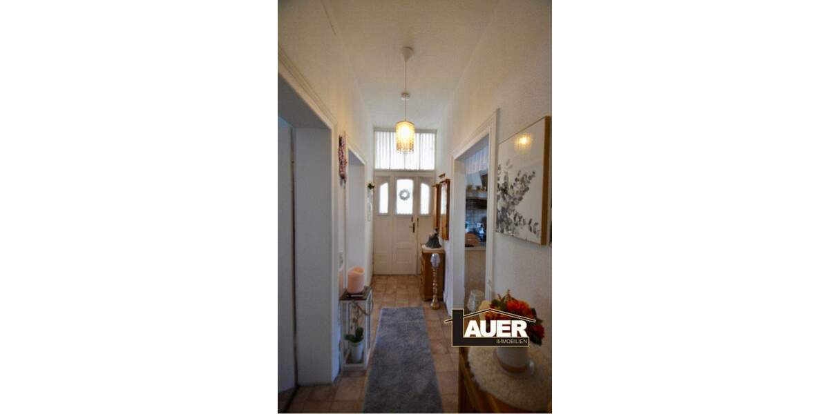 Mehrfamilienhaus, Wohnhaus Völklingen Stadtmitte - 9 Zimmer, 220 m&sup2;, 295.000&euro; | Angebot:25666078