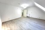 Dachgeschoßwohnung Saarbrücken Eschberg - 2.5 Zimmer, 51 m&sup2;, 560&euro; | Angebot:25840287