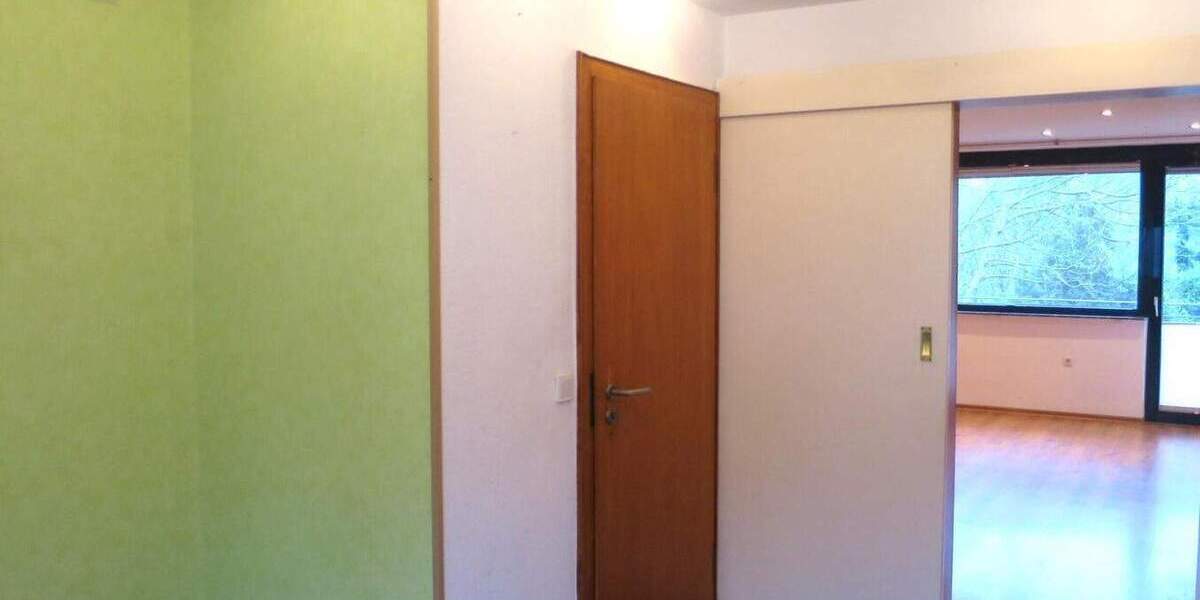 Doppelhaushälfte Sankt Ingbert St. Ingbert - 6 Zimmer, 120 m&sup2;, 170.000&euro; | Angebot:25707678