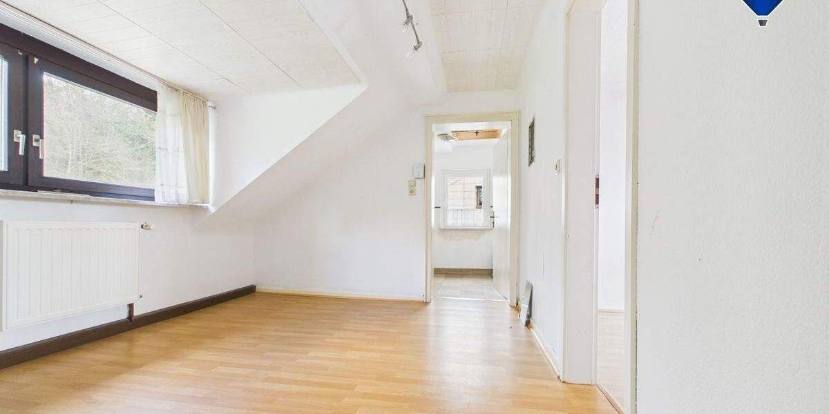 Reihenendhaus Saarbrücken Altenkessel - 7 Zimmer, 178 m&sup2;, 226.000&euro; | Angebot:25819126