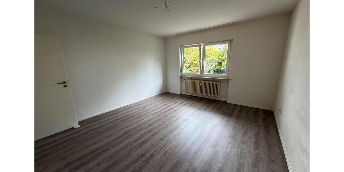 Erdgeschoßwohnung Heusweiler - 4 Zimmer, 98 m&sup2;, 800&euro; | Angebot:26558302