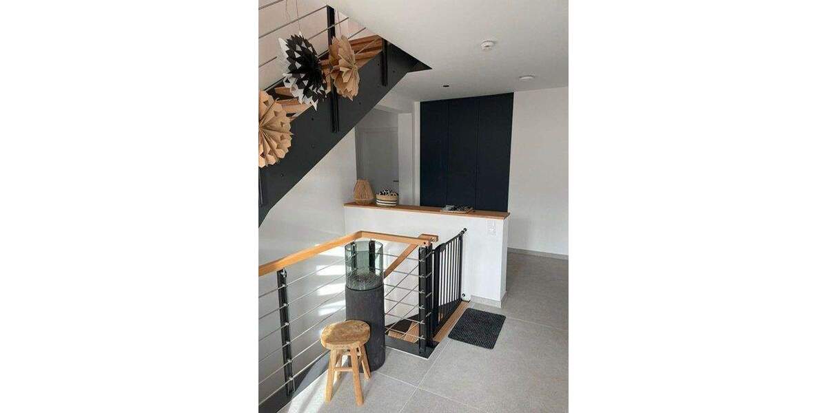 Einfamilienhaus Großrosseln - 9 Zimmer, 342 m&sup2;, 699.000&euro; | Angebot:25797882